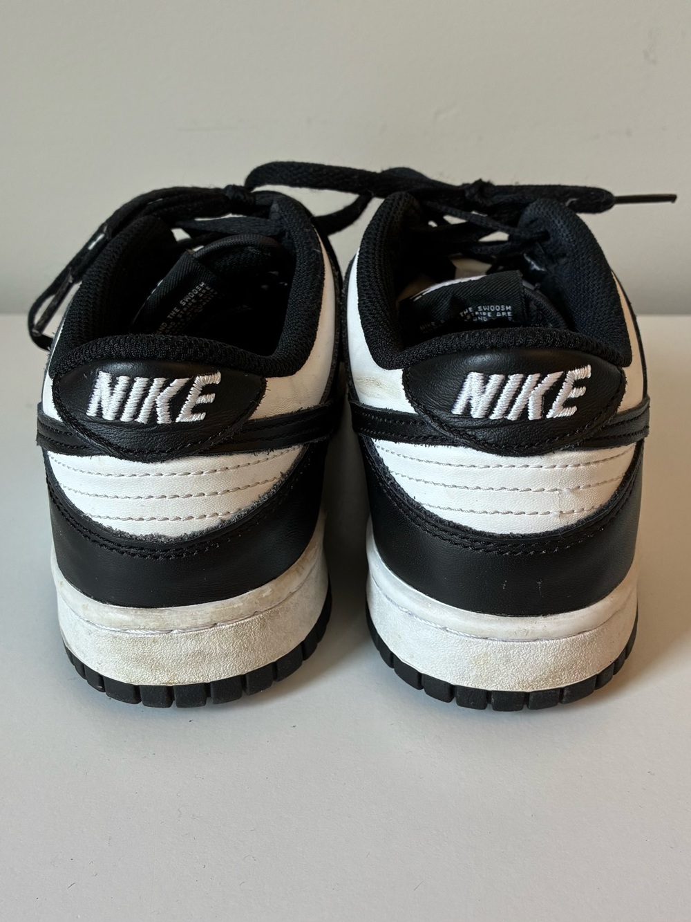 Nike Dunk Low Shoes Youth Size 6Y
Black White Panda Sneakers
CW1590-100 - Picture 3 of 8